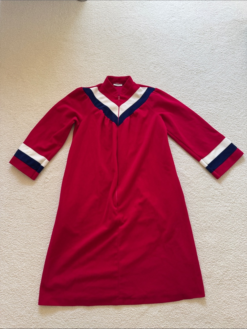 Vintag Charisma Red House Dress Robe with Navy and White Trim